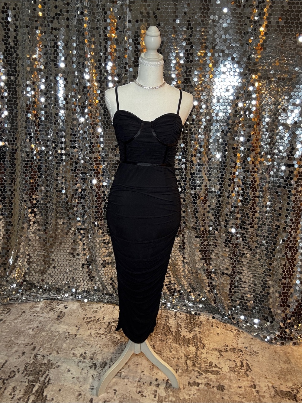 privy Black Ruched Spaghetti-Strap Midi Dress